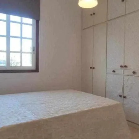 Casa Samil 1ª Planta Con Jardin Vigo